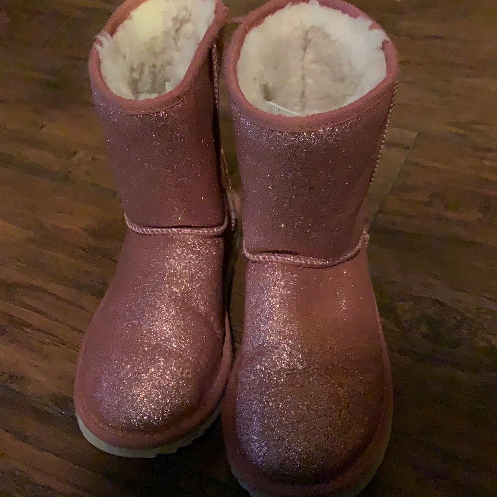 Girls Glitter Uggs